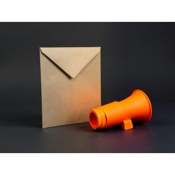E-mail and SMS marketing in the store
