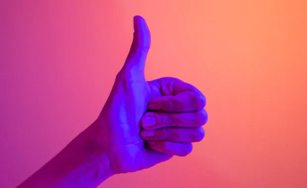 Check how to make your customers happy through social media in 5 simple steps