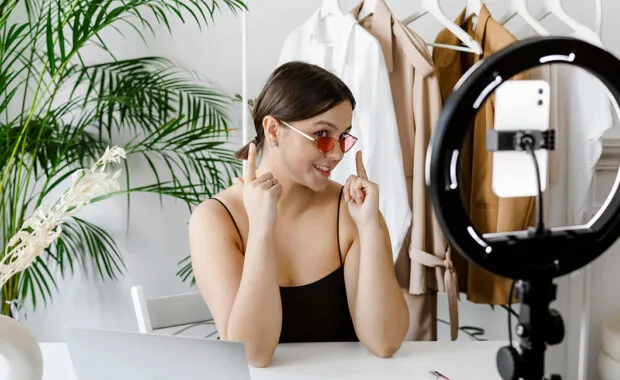 How to obtain and use UGC in online stores