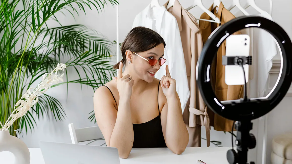 How to obtain and use UGC in online stores